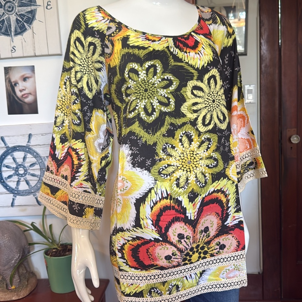 NWT Style&Co size small long float summer Beachy Floral Patterned Women's Top